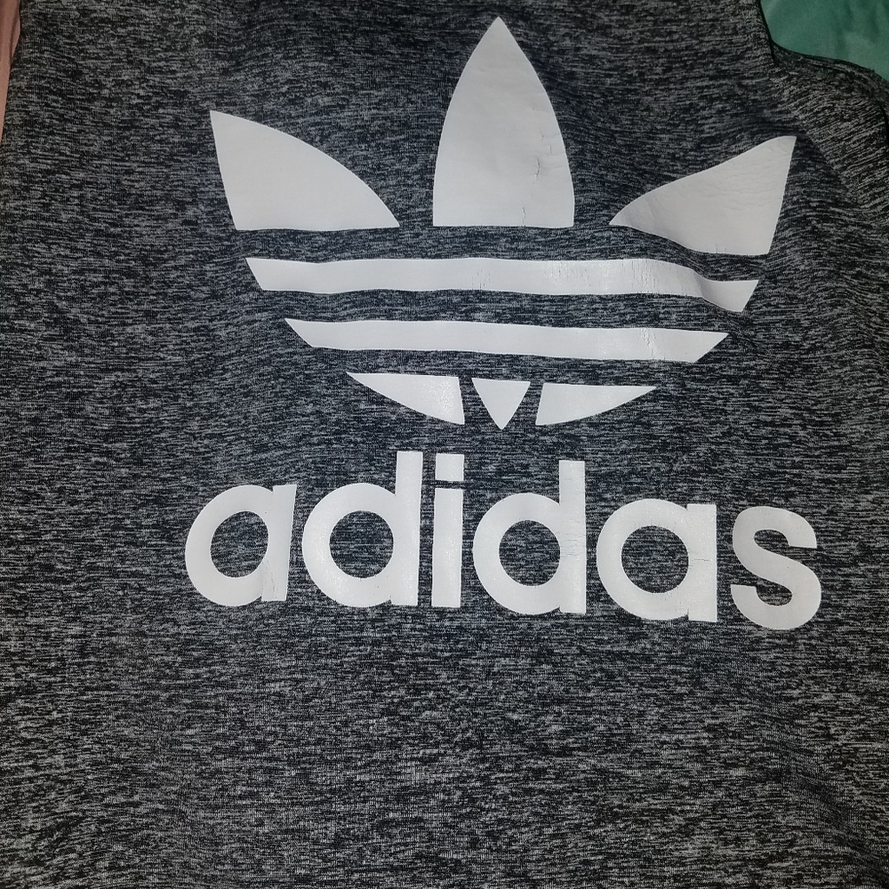 Gray addias top